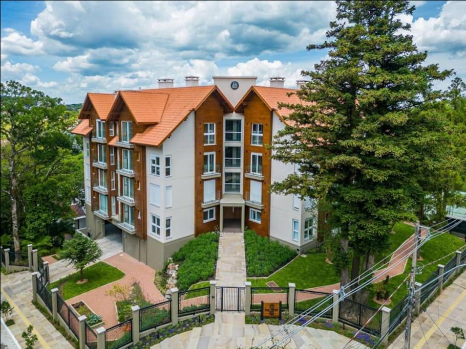 Luxuoso Apartamento Em Gramado - 2 Suites Buitenkant foto